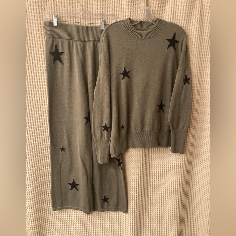Pistola Sweater & Pant Set Army Green Size M Two Items